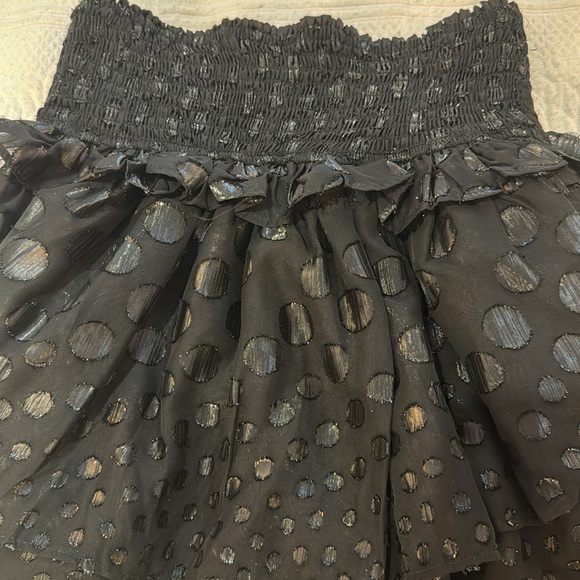 DO + BE black metallic dot smocked skirt size small. NWOT. Perfect for holidays - Picture 4 of 6